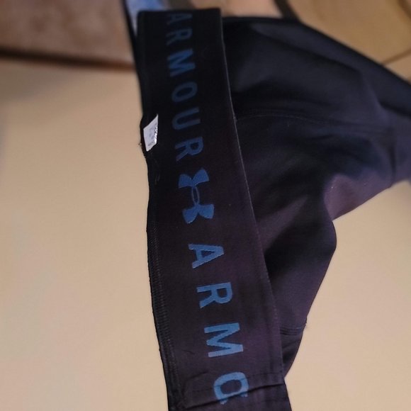 Under Armour Capri Leggings - Picture 5 of 10